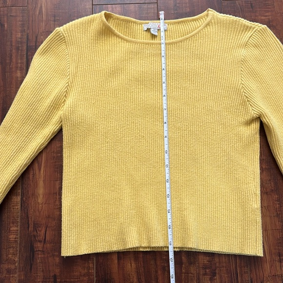 Yellow Ribbed Sweater - Picture 5 of 6